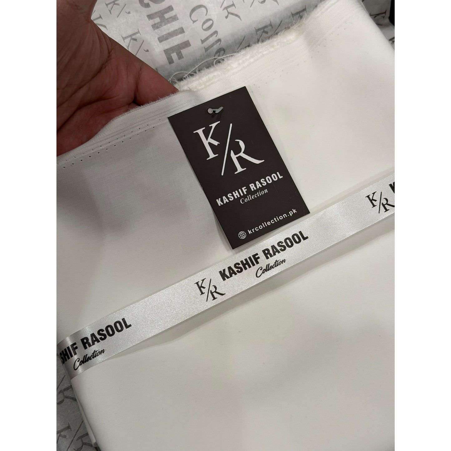 MP-08 Wrinkle Free Wash & Wear Men's Suit | OFF White